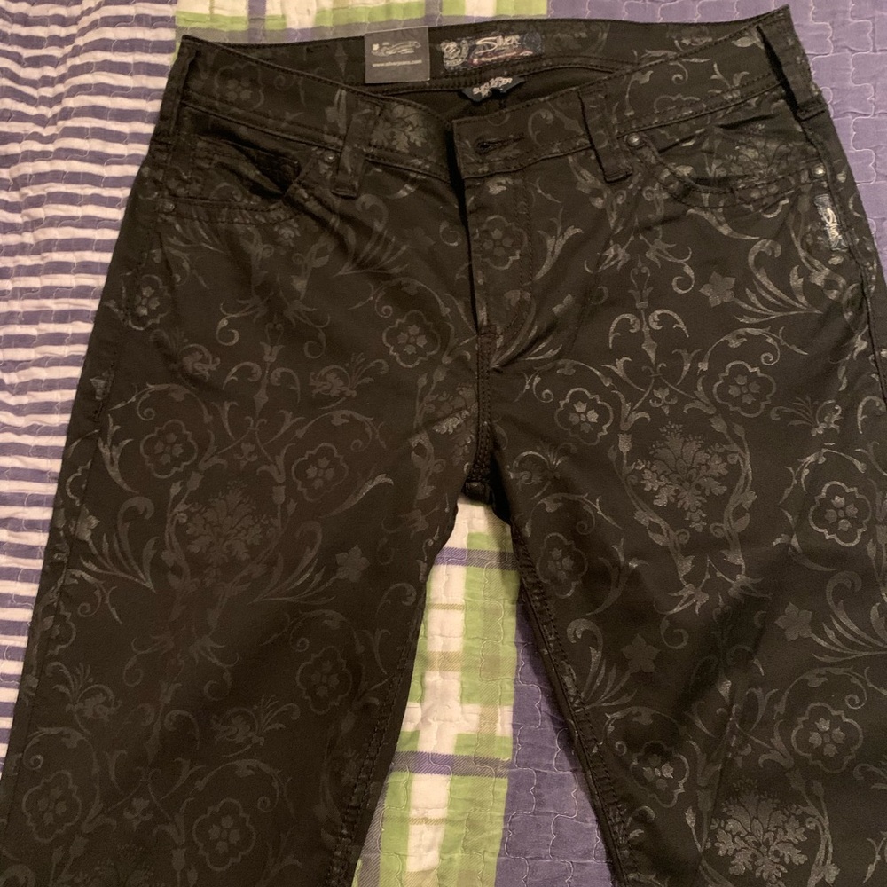 💕💕Host Pick💕💕Embossed Black Pants